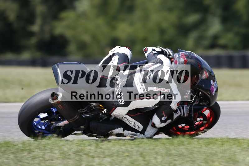 /44 09.08.2025 Plüss Moto Sport ADR/Freies Fahren/backside